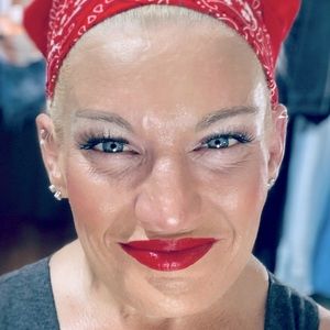 Meet your Posher, Shanon